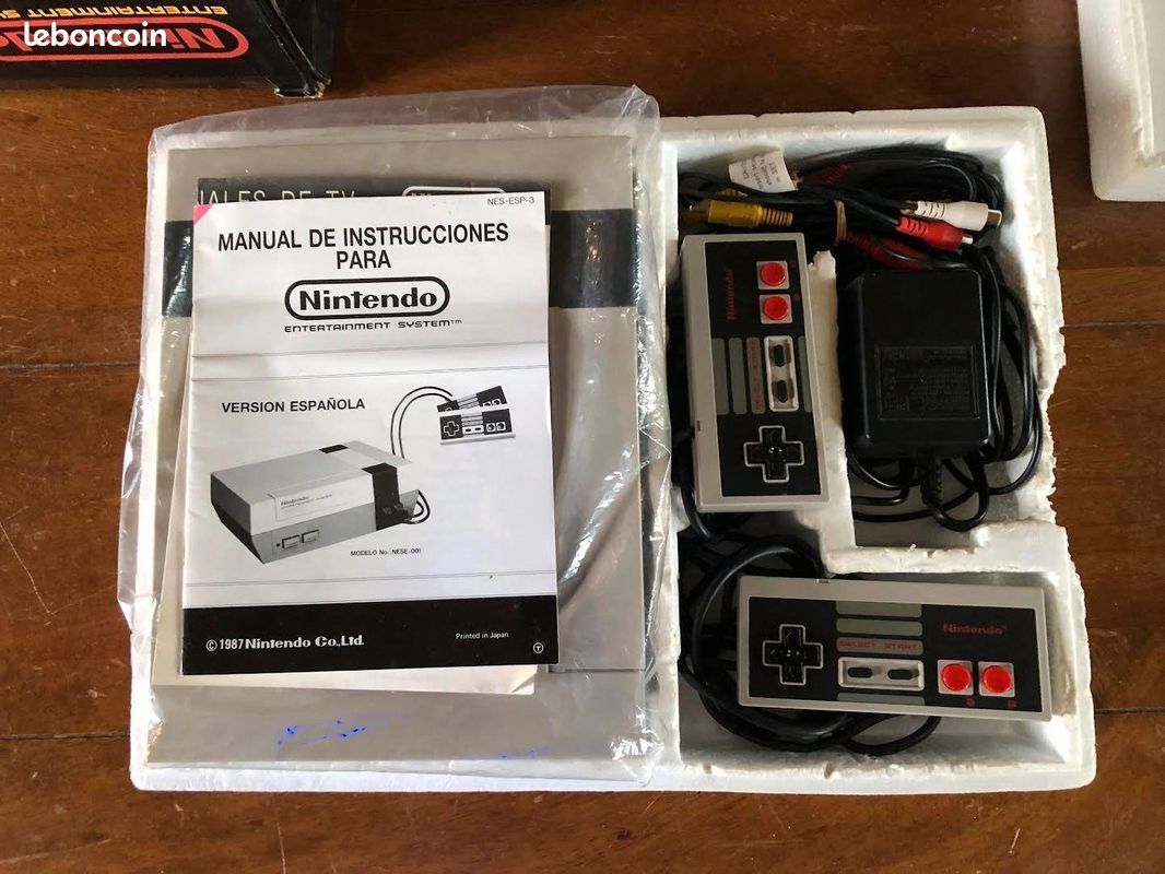 NES Nintendo Complète avec Boîte d’Origine + 2 Manettes d'origine + Cablage complet (image 3)