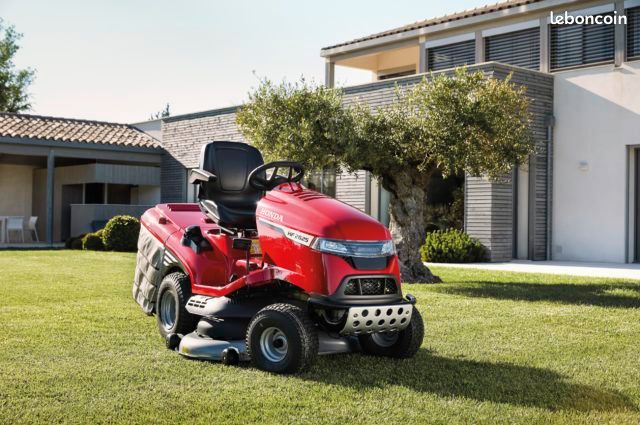 TRACTEUR TONDEUSE AUTOPORTEE HONDA HF 2625 HME 688CM3 1M22 MULCHING ->prix déstockage canicule été 2026<- (image 1)
