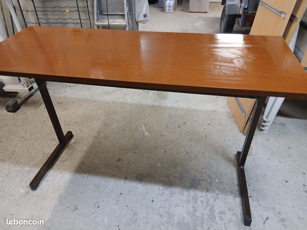 Table Bureau (image 1)