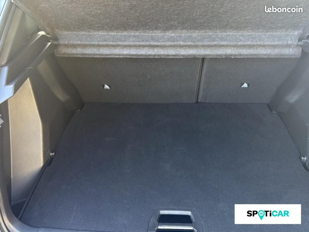 Peugeot 2008 PureTech 100 S&S BVM6 Allure Pack (image 6)