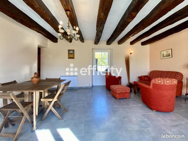 Maison 12 pièces 272 m²