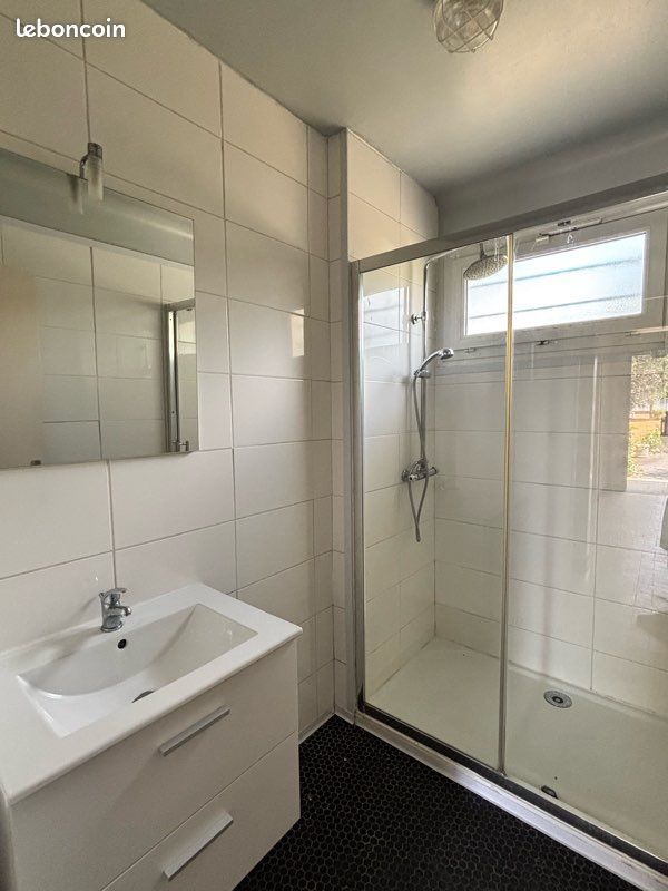 Maison familiale lumineuse – 140 m² avec grand jardin – Centre de Merdrignac (image 14)