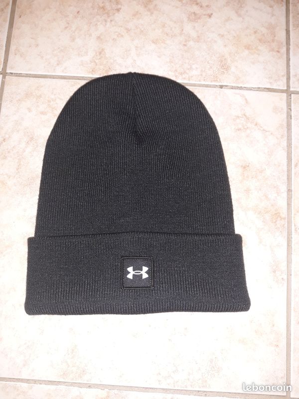 Bonnet under armour (image 1)