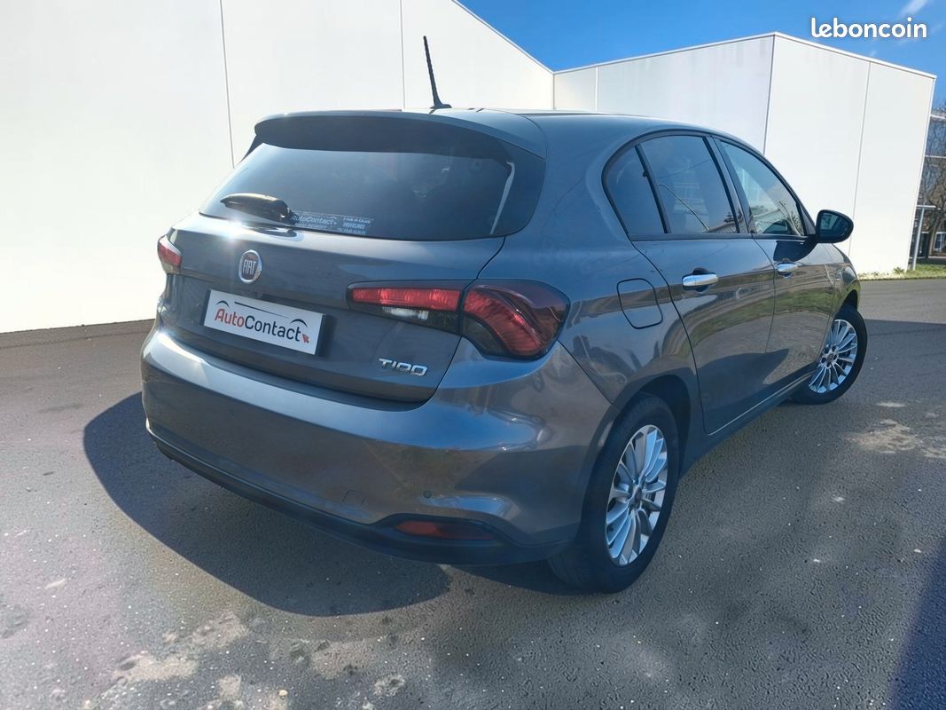 Fiat Tipo Lounge 1.6 Multijet 130 - 5 Places - GPS - Caméra (image 3)