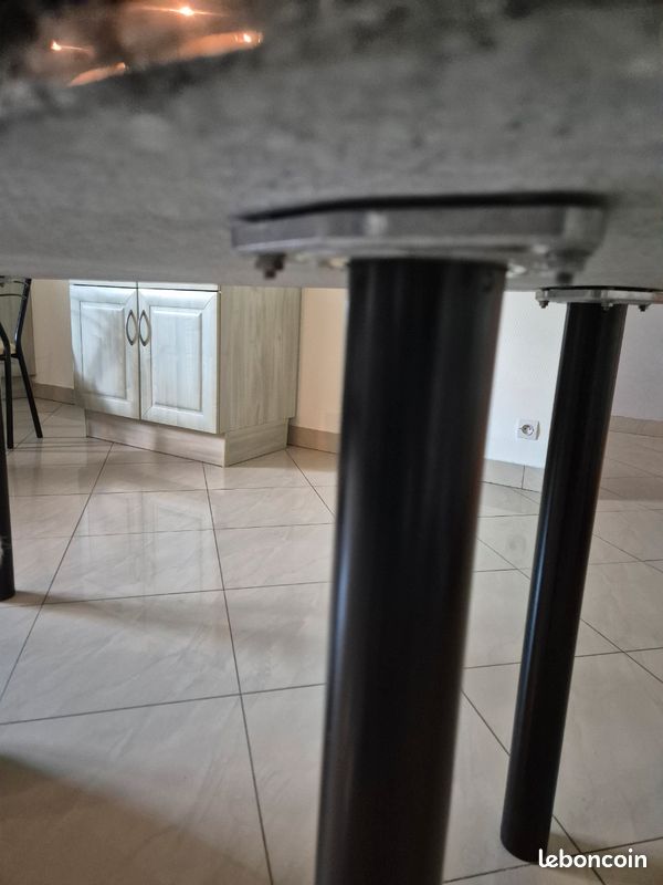 Table de cuisine en granit noire (image 3)