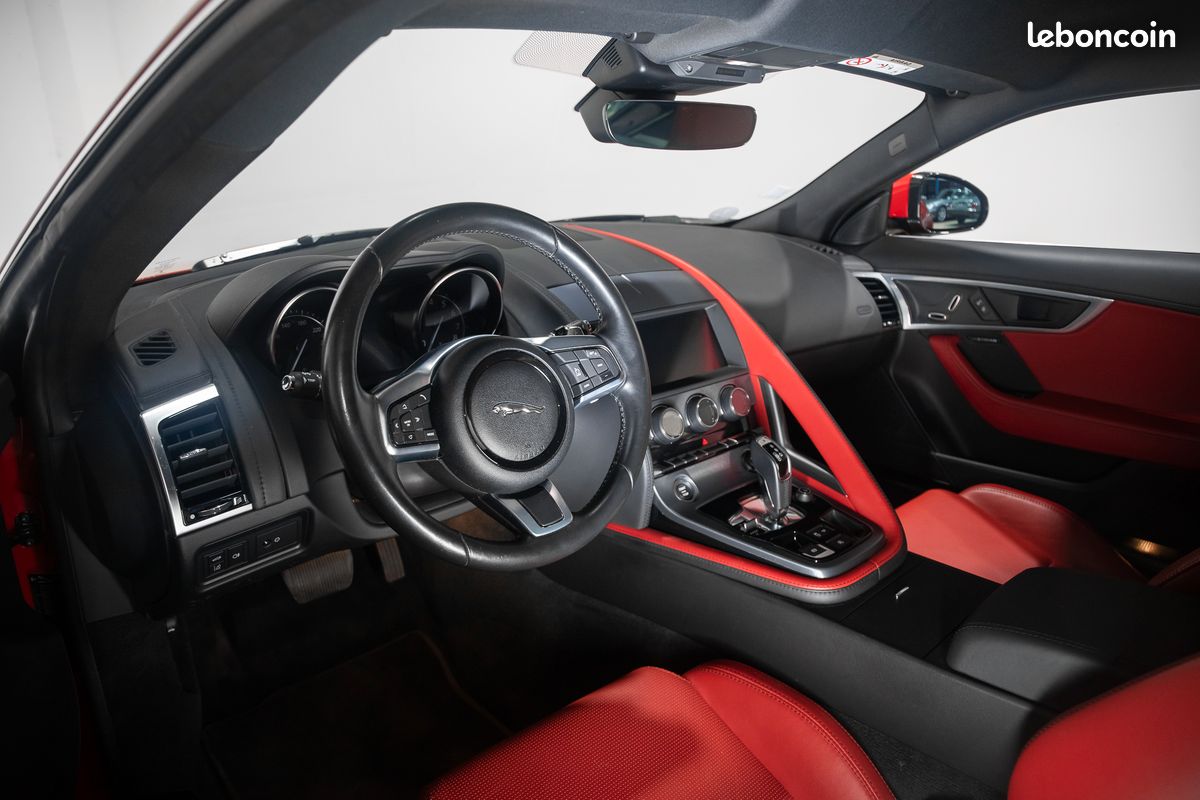 Jaguar F-Type V6 340 phase 2 - Apple Car Play (image 9)