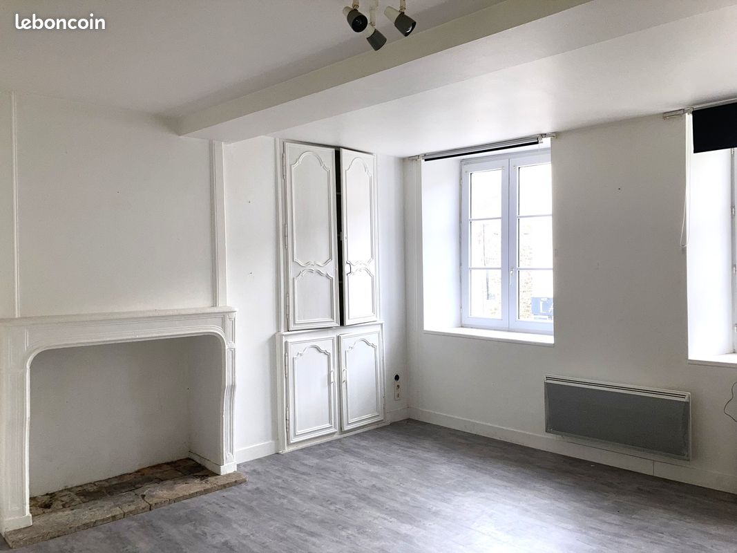 Appartement 1 pièce 31 m² · à Bricquebec-en-Cotentin · 31 m² · 450 €