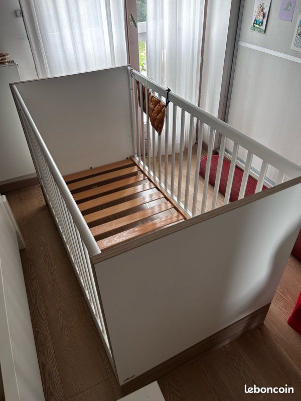 Chambre bébé (lit évolutif + commode / table à langer) (image 3)