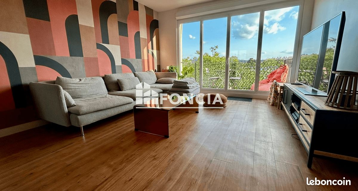 Appartement 4 pièces 86 m² · à Chatou · 86 m² · 2 517 €/mois