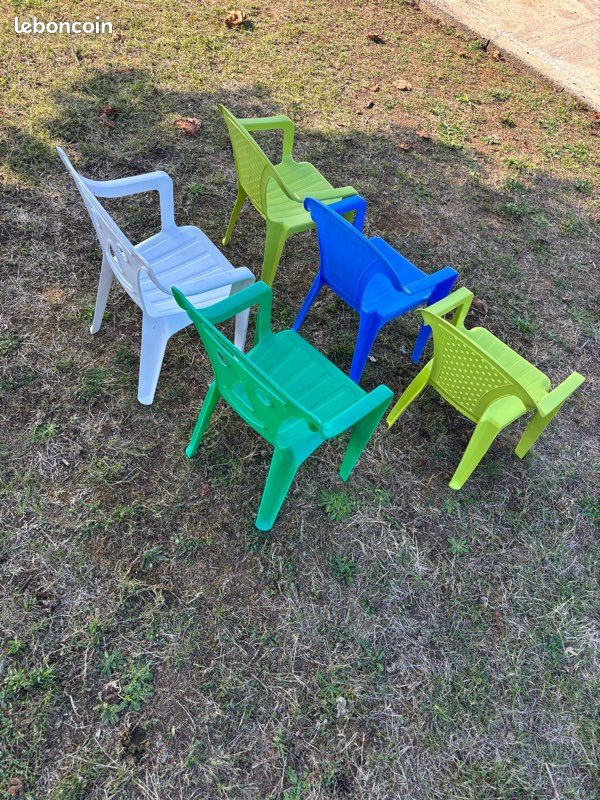 Lot 5 chaises enfant (image 4)