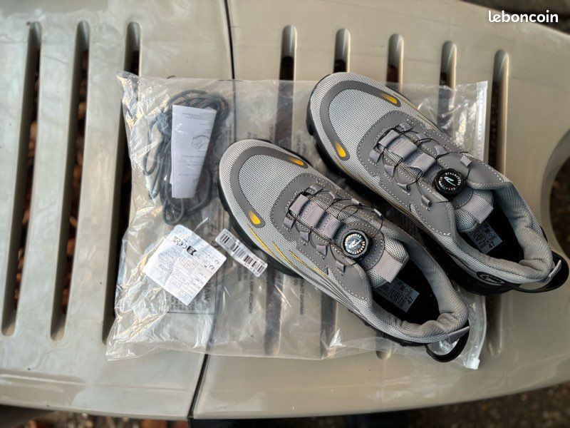 Chaussure de sécurité avec coque de protection (image 3)
