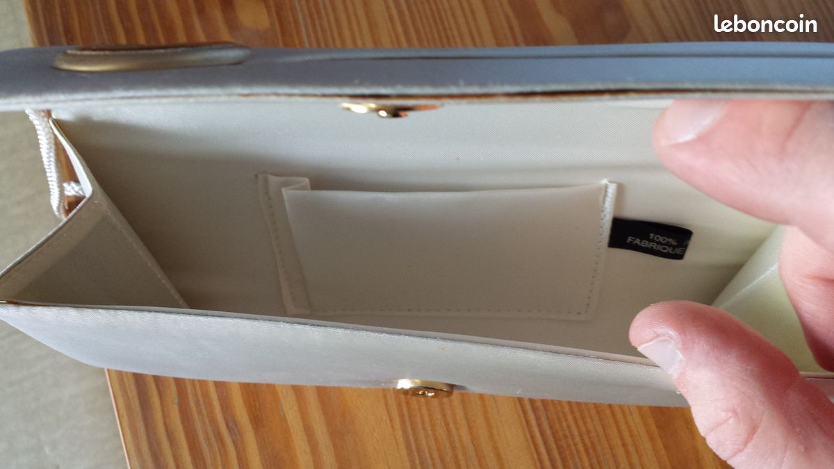 Sac à main de soirée beige en acétate (image 6)