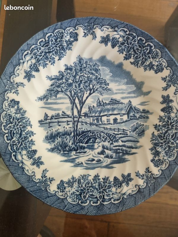 2 assiettes plate churchill england (image 3)