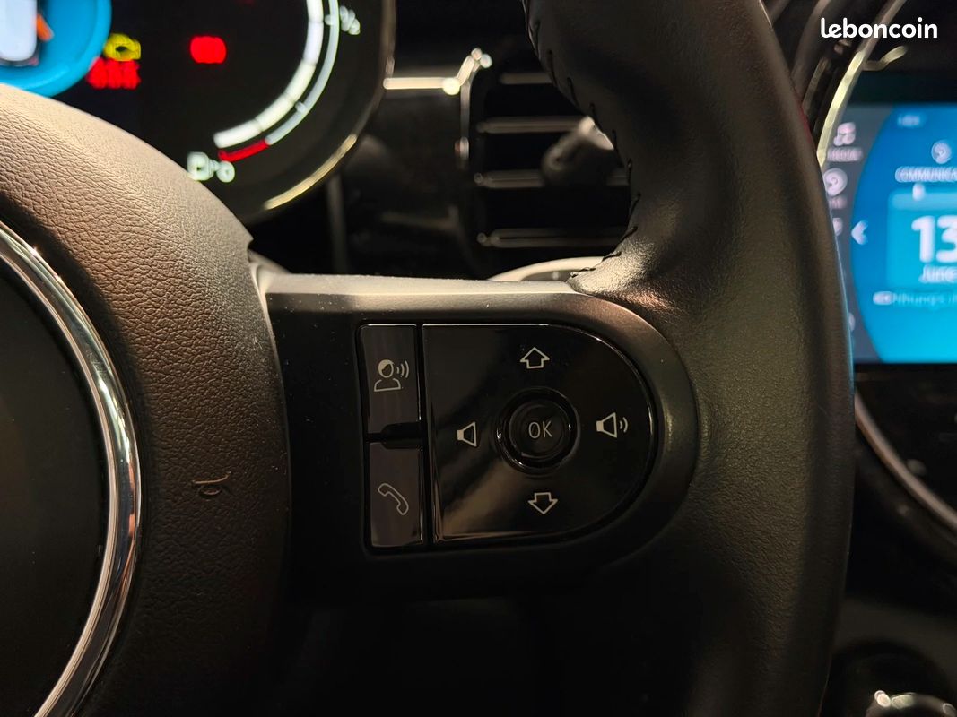 MINI COOPER 1.5 136ch BVA CAMDEN / TOIT OUVRANT / LED INTERIEUR (image 19)