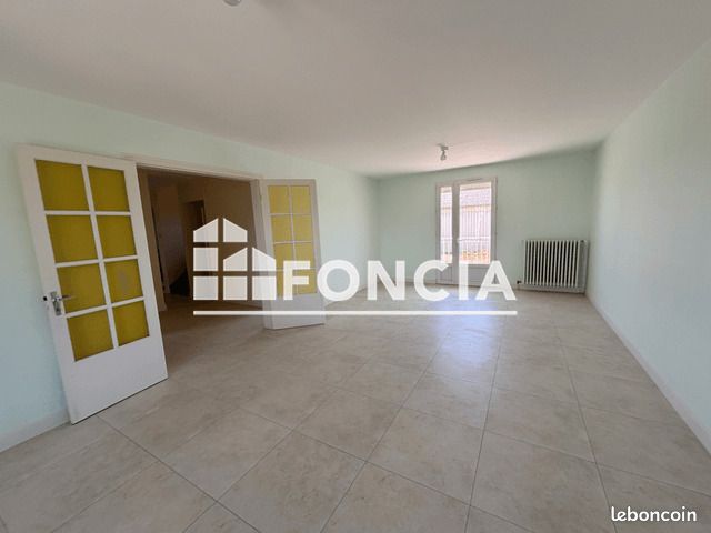 Maison 7 pièces 164 m² · à Nogent-sur-Eure · 164 m² · 1 080 €/mois