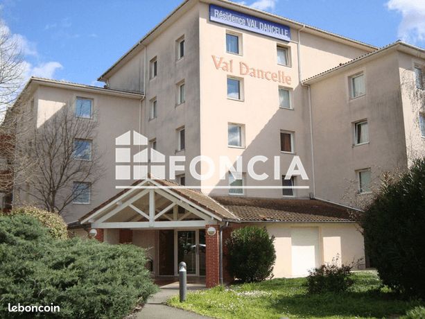 Studio 1 pièce 19 m²