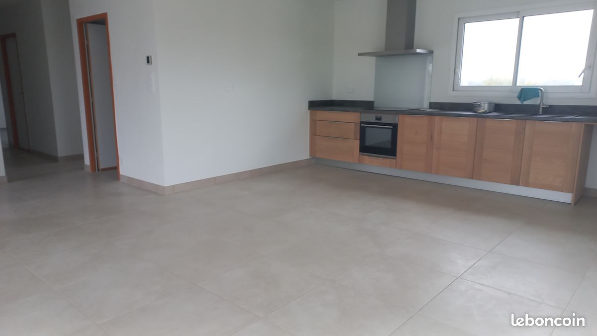 Maison 4 pièces 98 m² · à Béhasque-Lapiste · 98 m² · 1 170 €/mois
