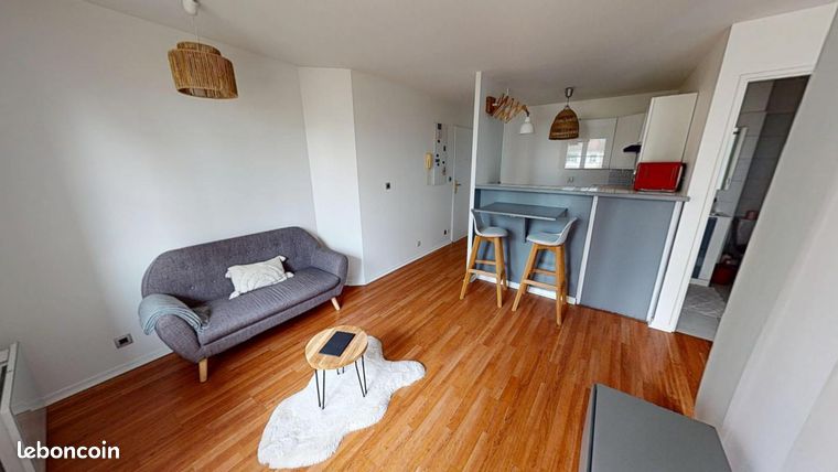 Studio 1 pièce 28 m²
