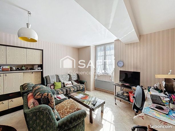 Maison 11 pièces 205 m²