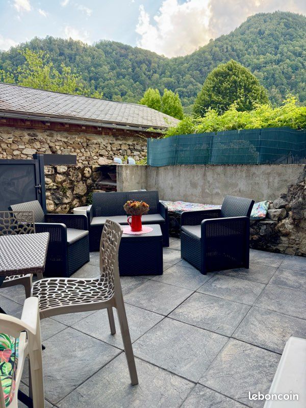 Maison 5 pièces 105 m² · à Siguer · 105 m² · 130 000 €
