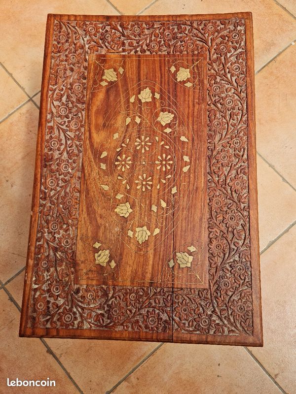 Petite table (image 1)