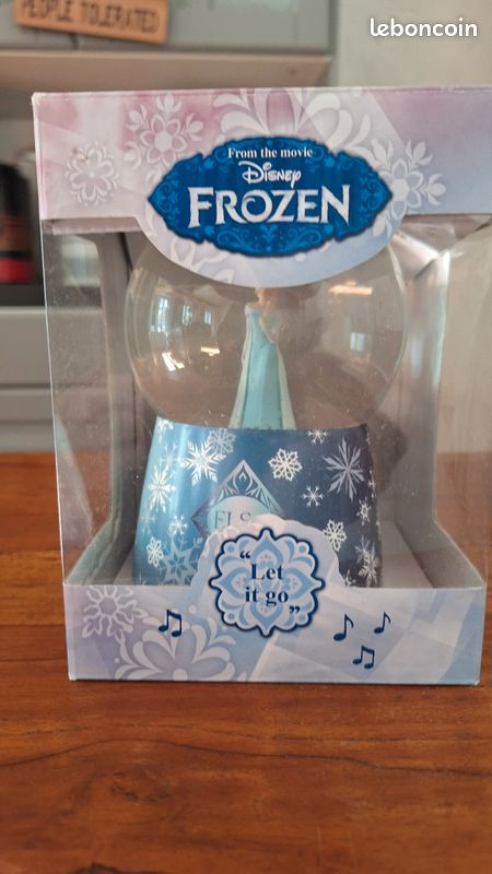 Boîte à musique boule à neige frozen elsa neuve (image 1)