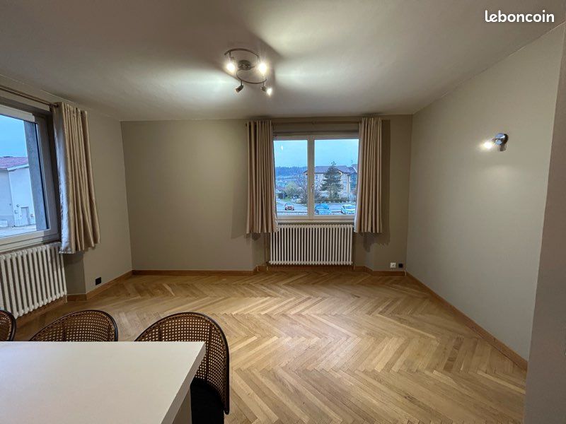 Appartement 4 pièces 80 m² · à Izernore · 80 m² · 880 €/mois