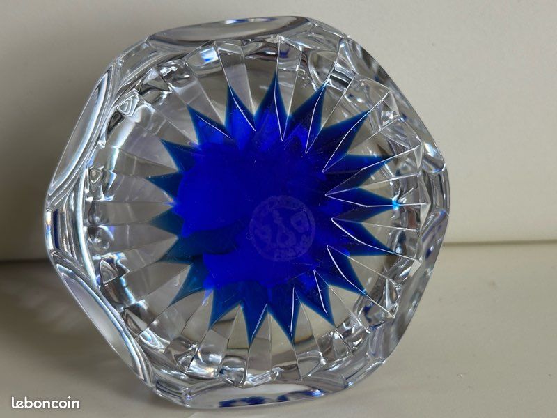 Presse papier fleur en cristal de Saint Louis modèle1 - Verres cristal