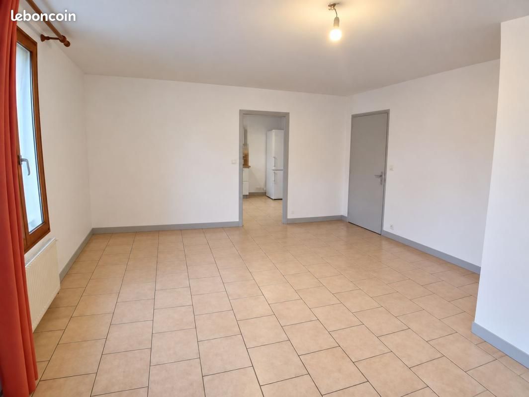 Appartement 2 pièces 60 m² · à Éclaron-Braucourt-Sainte-Livière · 60 m² · 550 €/mois