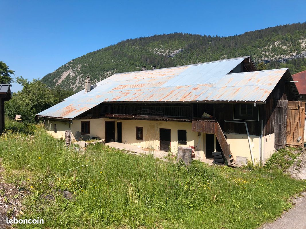Maison 3 pièces 170 m² · à Arâches-la-Frasse · 170 m² · 180 000 €