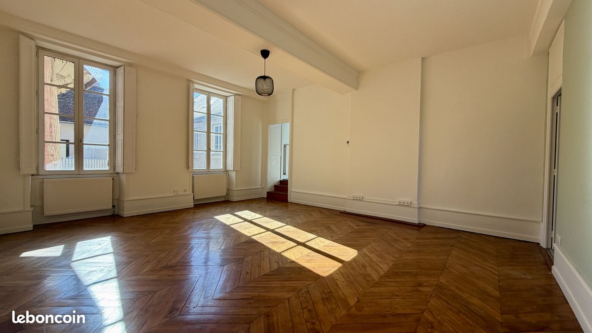 Appartement 3 pièces 94 m² · à Beaune · 94 m² · 330 000 €