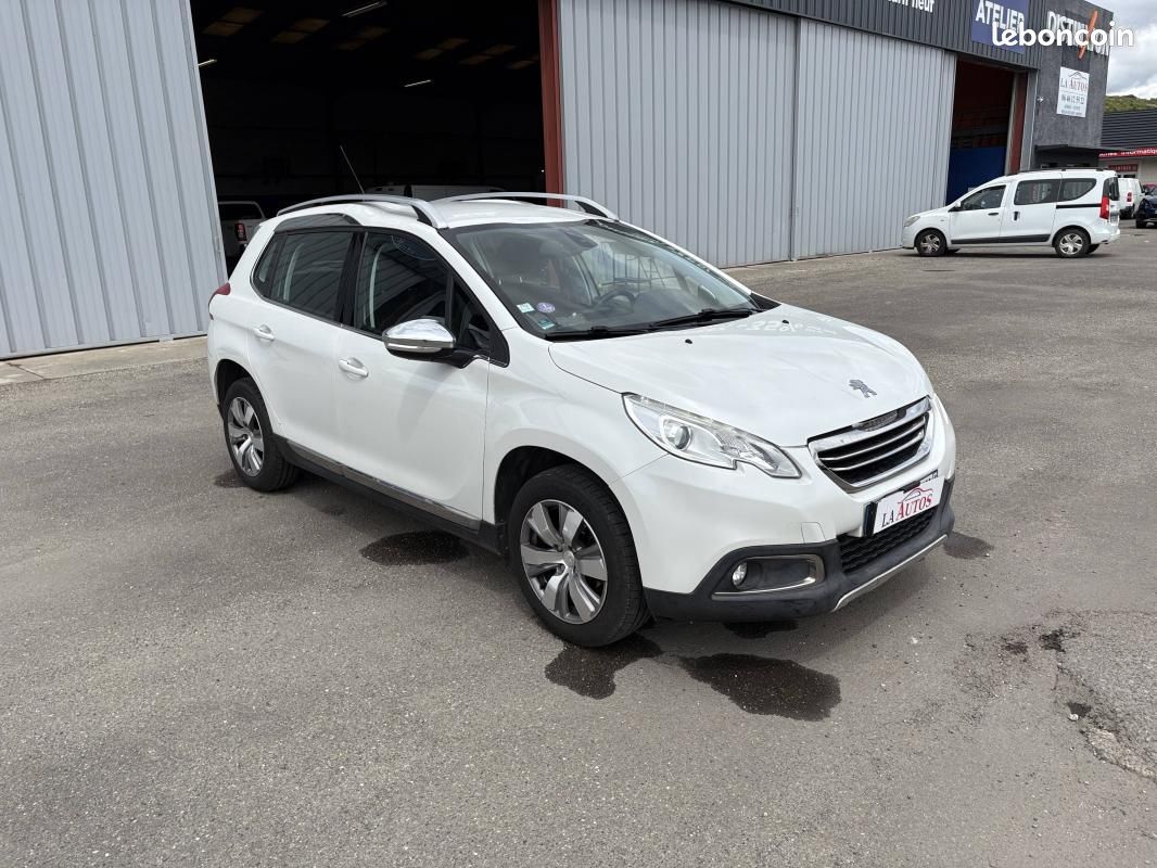 Peugeot 2008 1.2 PureTech 110ch Féline Titane S&S (image 4)