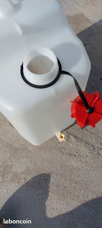 Jerrican 35 l avec robinet (image 2)