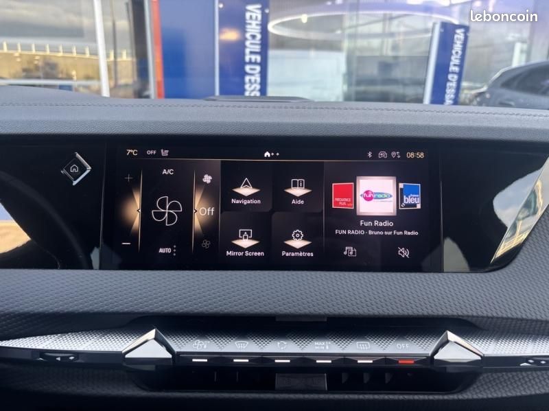 Ds DS 4 BlueHDi 130ch Trocadero Automatique (image 17)