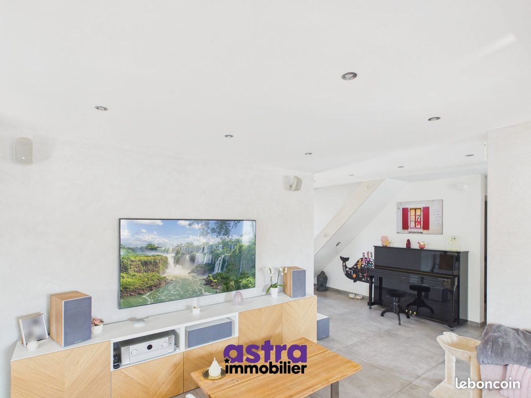 Appartement 5 pièces 152 m² · à Waldighofen · 152,1 m² · 325 000 €