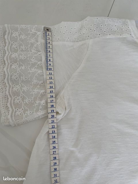 Tee shirt blanc Taille S (image 12)