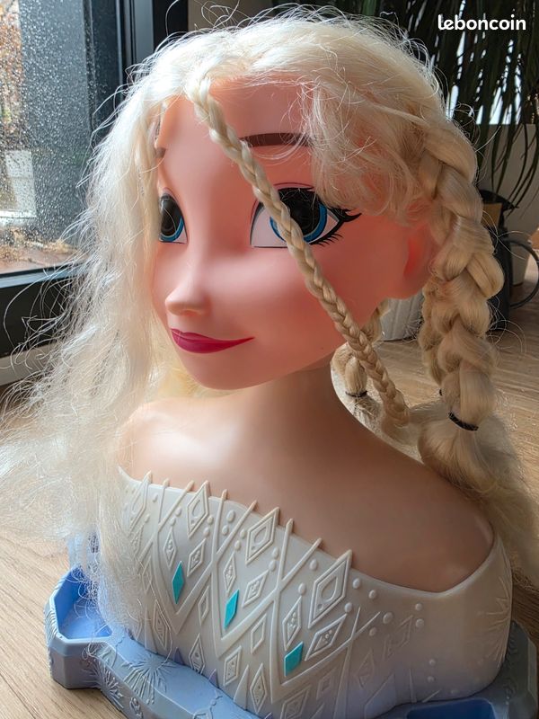 Tête à coiffer Elsa Reine des Neiges (image 1)