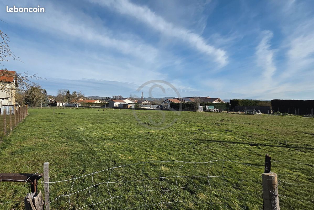Terrain 1164 m² · à Sardieu · 1 164 m² · 69 000 €