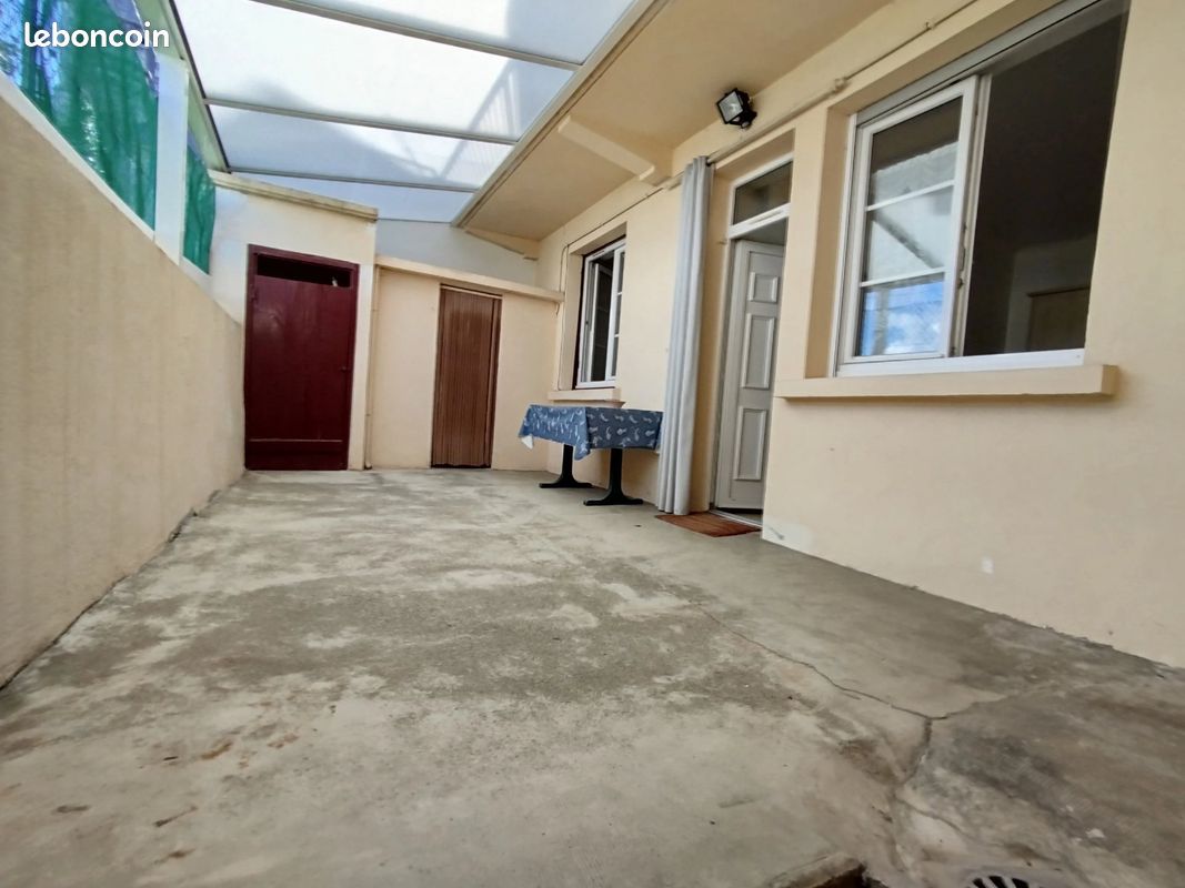 Maison 5 pièces 106 m² · à Nay · 106 m² · 127 800 €