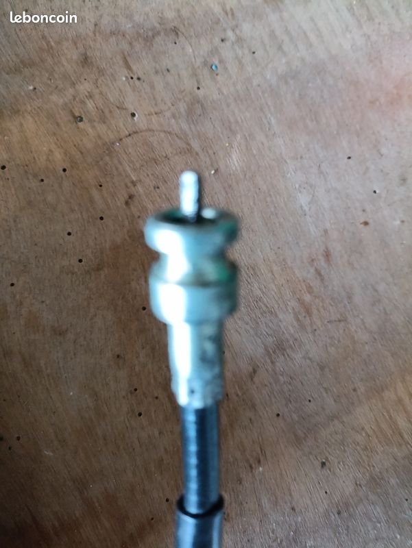 Yamaha XS, cable compte tour (image 3)