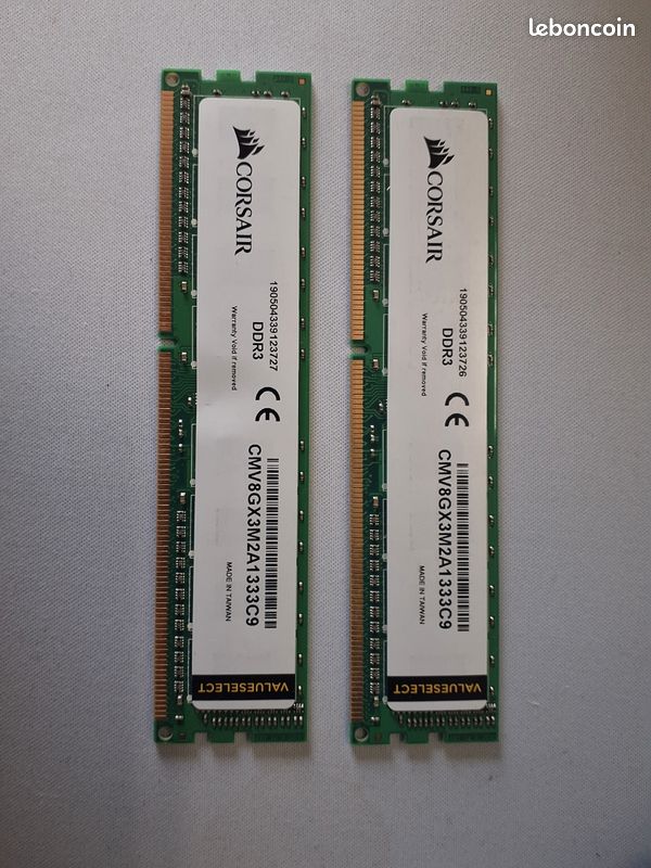 Lot De 2 Barrettes RAM Corsair XMS3 - DDR3 4 Go (2x2 Go) - PC3-10600 - Occasion