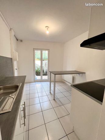 F1bis 28m2 avec terrasse Liancourt