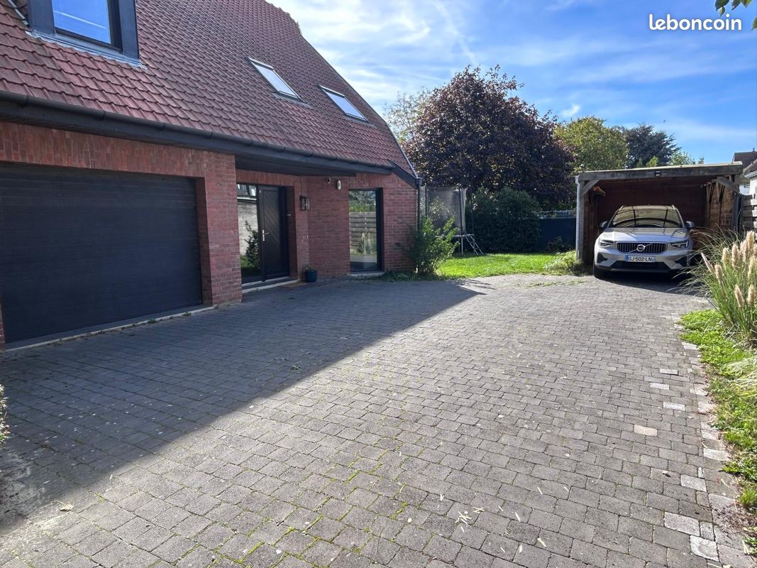 Maison 6 pièces 188 m² · à Villeneuve-d'Ascq · 188 m² · 2 500 €/mois