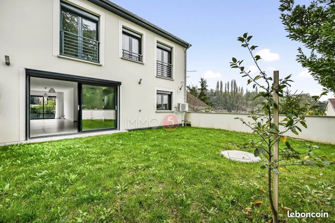 Maison 6 pièces 150 m²