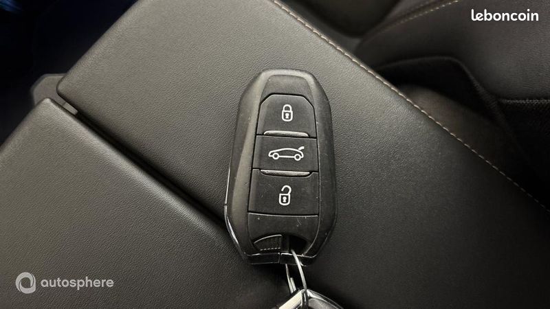 Peugeot 3008 1.5 BlueHDi 130ch S&S GT EAT8 (image 16)