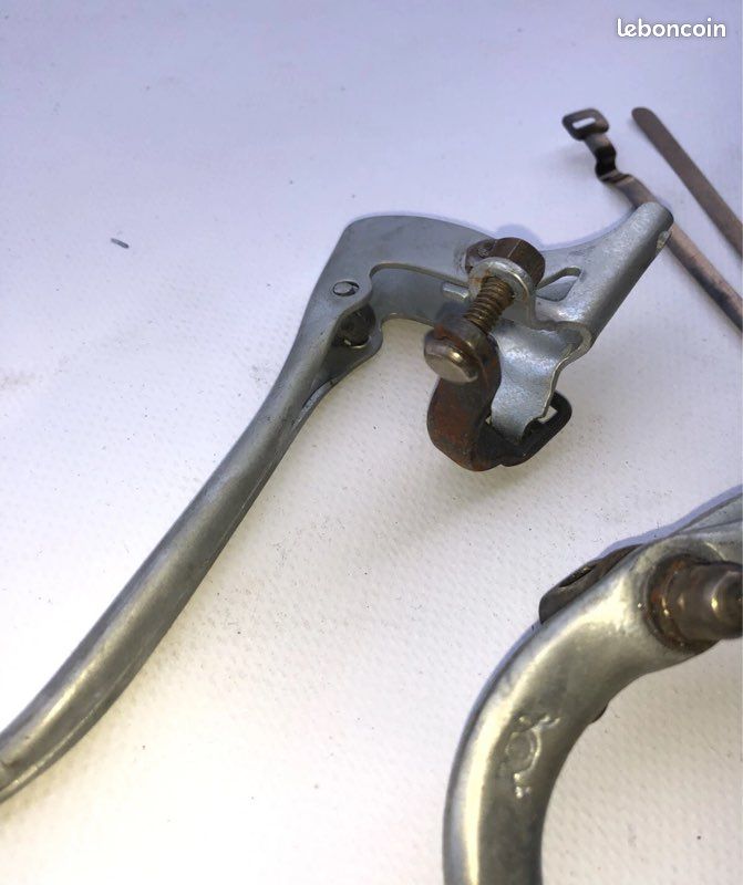 VELO ANCIEN ETRIER DE FREIN SPECIAL ROTA DEMI BALLON AVANT ET