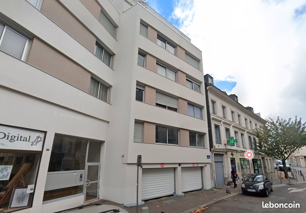Parking/box ROUEN · 141 €/mois
