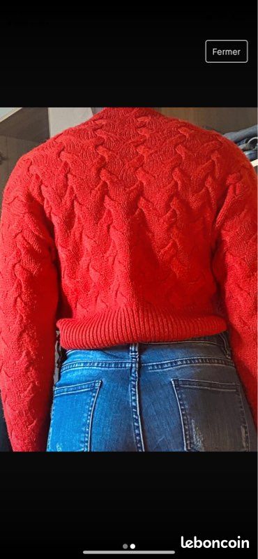 Pull rouge en laine (image 2)