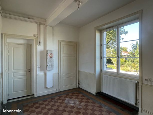 Studio 1 pièce 27 m²