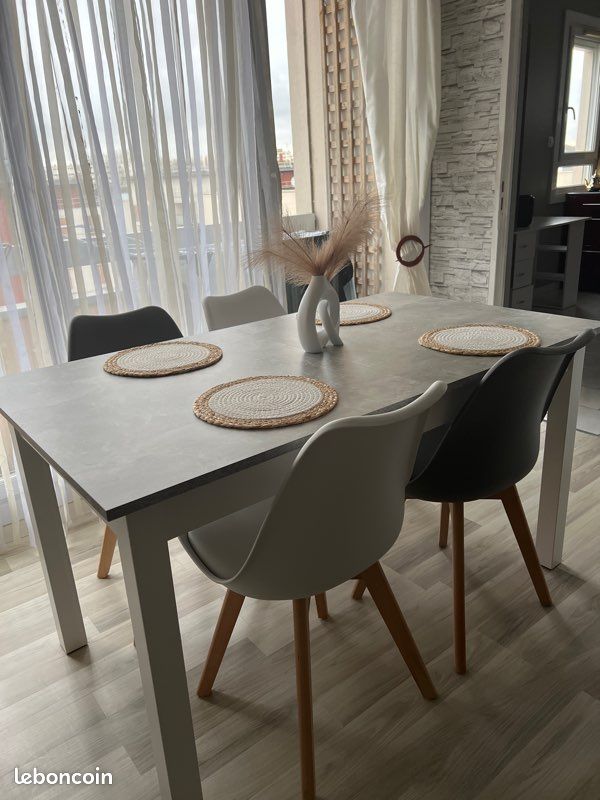 Table à manger (image 2)